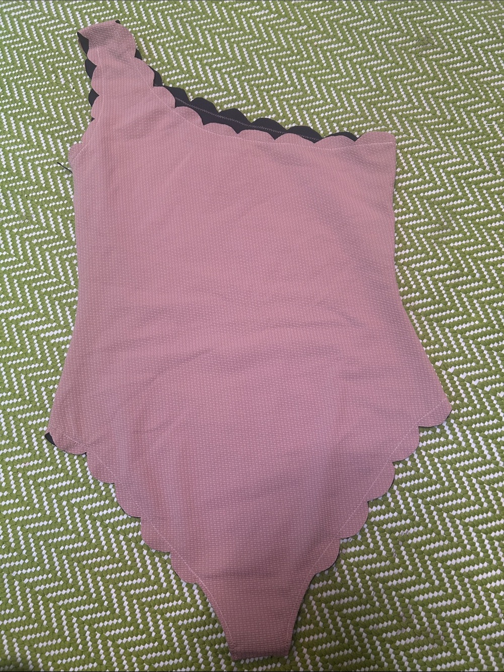 NWOT Marysia Swim Navy One-Shoulder Scalloped Swimsuit with Blush Accents